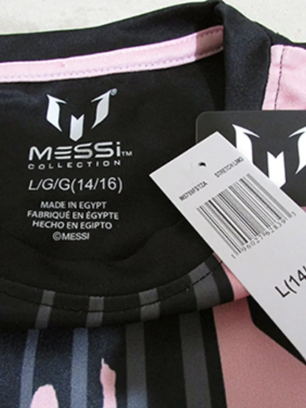 MESSI The G.O.A.T. Soccer Style Boy's Jersey Size 14/16 L (B)